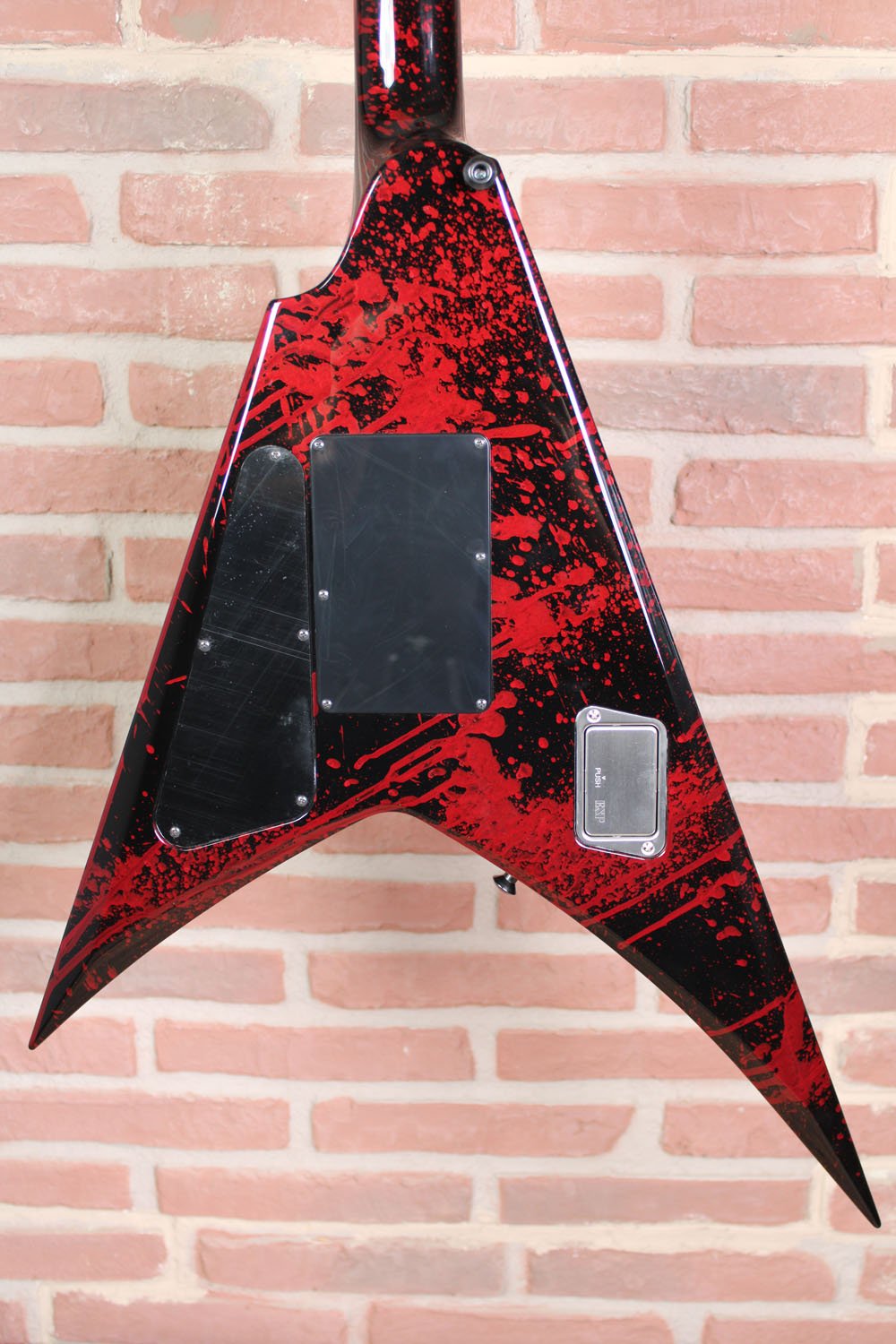 USA V-II FR SC EMG  Blood Splatter
